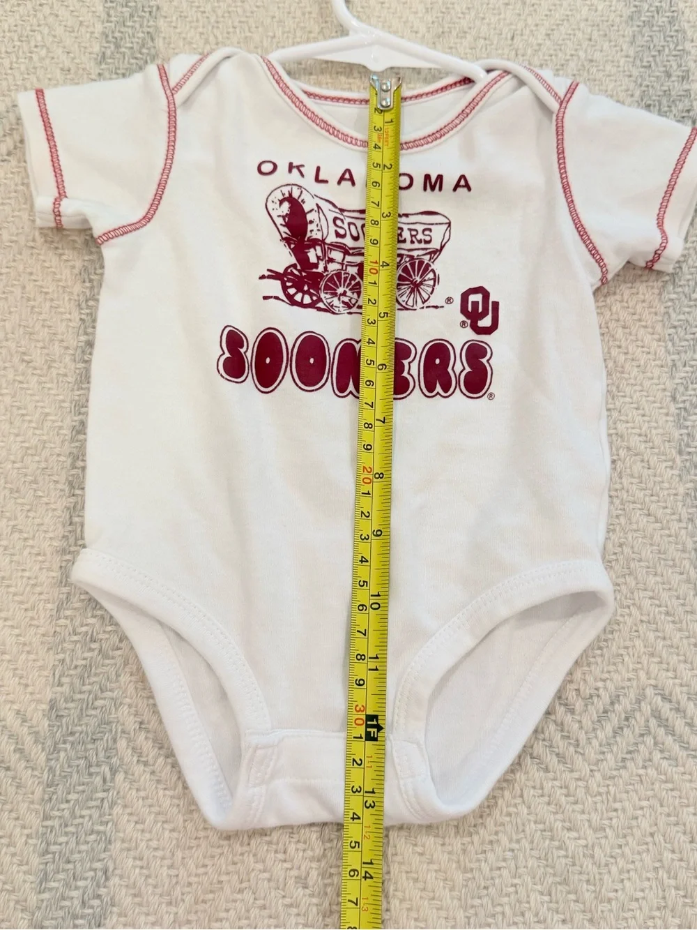 Oklahoma Sooners Infant Bodysuit Onesie 12 Months White Crimson Retro